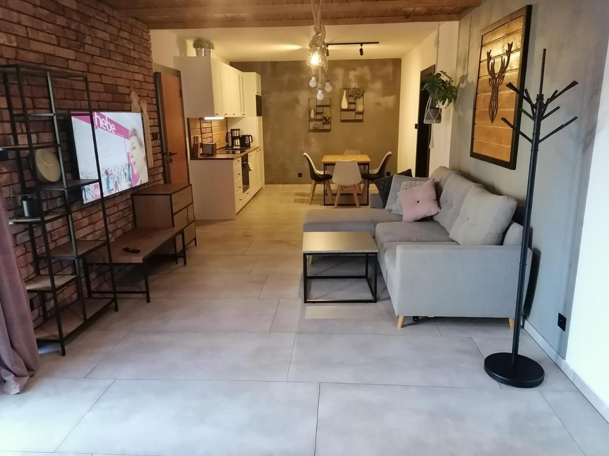Apartament Jelen Apartman Złotów Kültér fotó